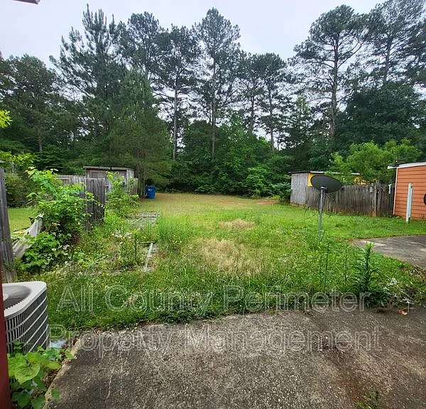 8078 Woodlake Dr — Photo 15
