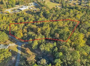 490 Edgewood Cir, Woodruff, SC 29388