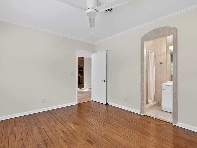 606 Paulina Rd — Photo 28