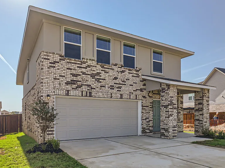 121 Standing Rock Ln — Photo 2