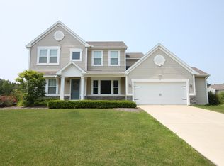 360 Winged Foot Dr, Brighton, MI