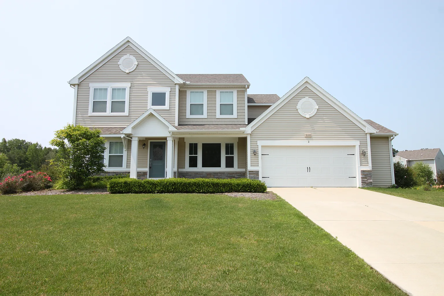 360 Winged Foot Dr photo 1