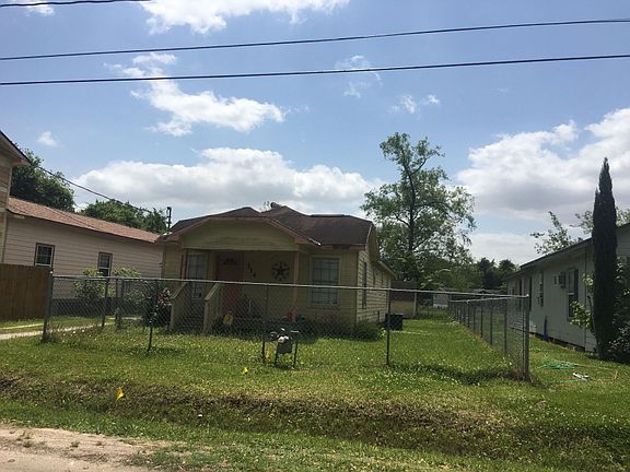 4th image of 314 E Melville Dr