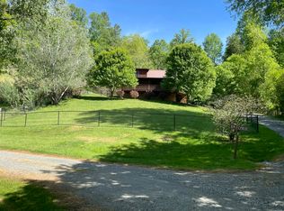 184 Flynn Branch Rd, Marshall, NC 28753