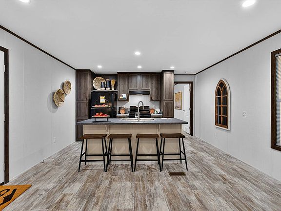 4th image of 1773 Spinks Chapman Rd Trailer 17