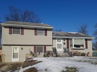 17 Sycamore Dr, Burlington, NJ 08016