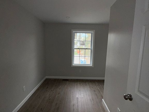 Small bedroom or office