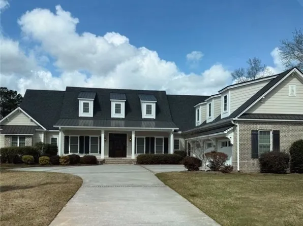 15 Grand Lake Circle, Savannah, GA 31405