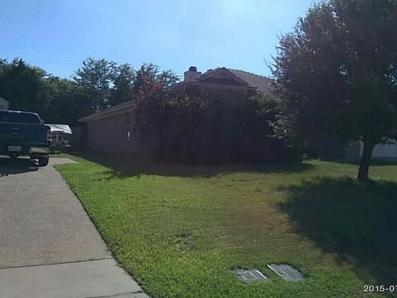 3rd image of 3009 Concho Bend Dr