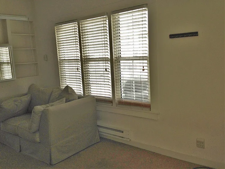 419 S 6th St #5 — Photo 1