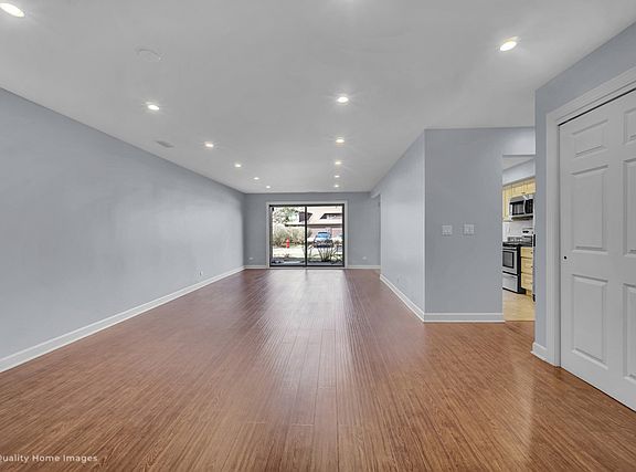 4th image of 3111 Toulon Dr #A1