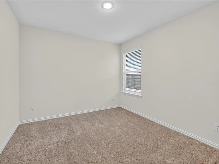 102 Goel St — Photo 22