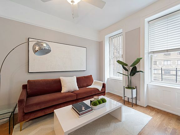 2nd image of 328 W 96th St APT 2D