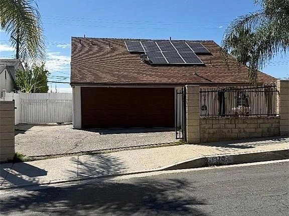 2nd image of 13765 Algranti Ave