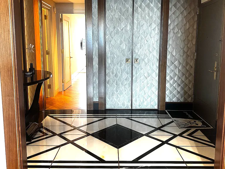 80 Riverside Blvd #12L — Photo 7