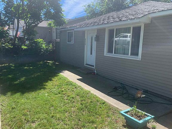 2nd image of 3632 E Courtland Ave