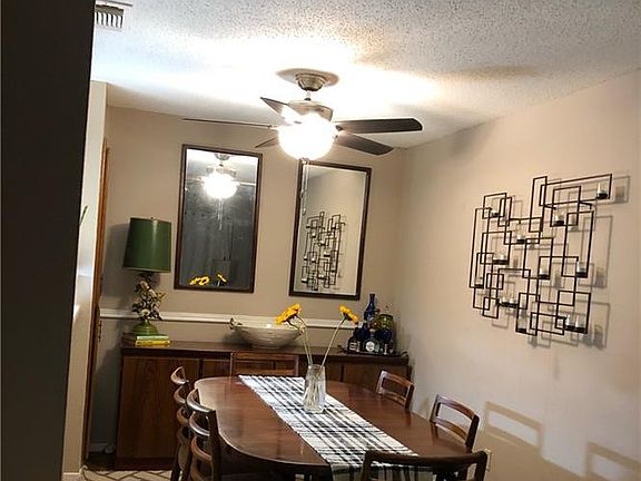 5th image of 10616 Mellow Mdws APT 42D