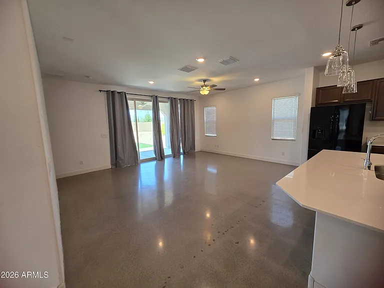 320 S 202nd Ln — Photo 5