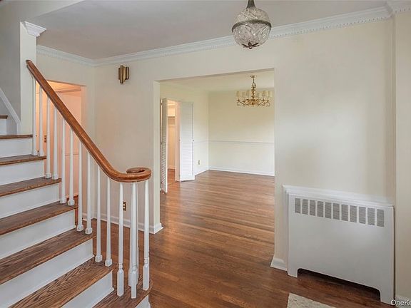 4th image of 30 Cherwing Road