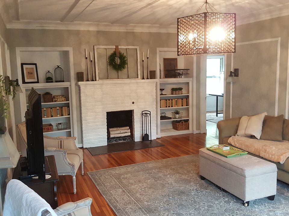 Wood burning fire place
