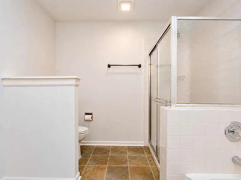 313 Sheffield Dr — Photo 32
