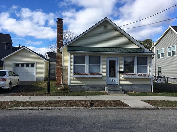 2nd image of 163 Ash St
