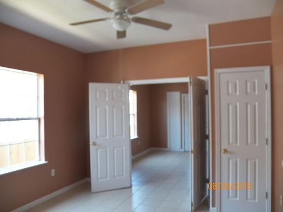 3rd image of 8630 Apricot St