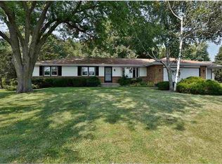 7406 Spring Brook Rd, Rockford, IL 61114