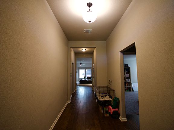 4th image of 2924 Consuelo Way