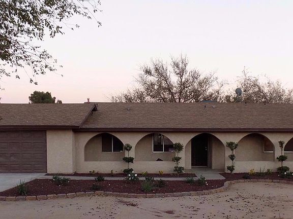 2nd image of 10405 Oakwood Ave