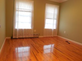 2229 24th St, Astoria, NY 11105