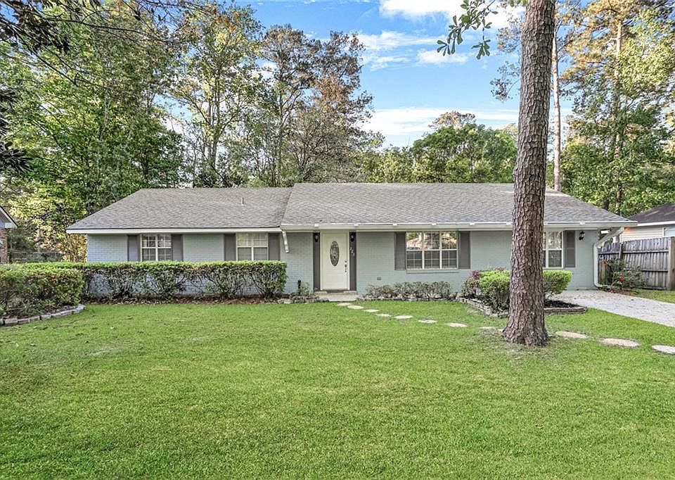 1st image of 223 Robin Hood Dr