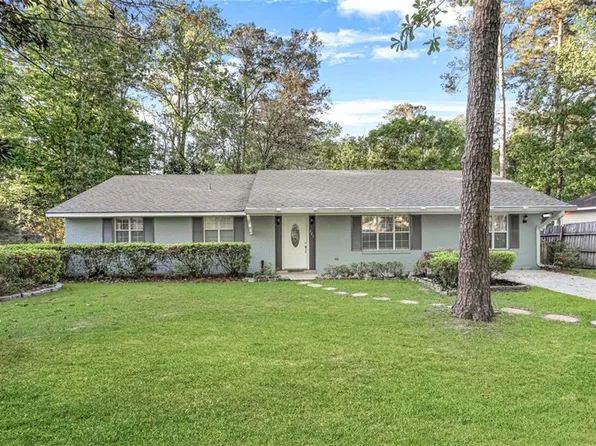 223 Robin Hood Dr, Covington, LA 70433