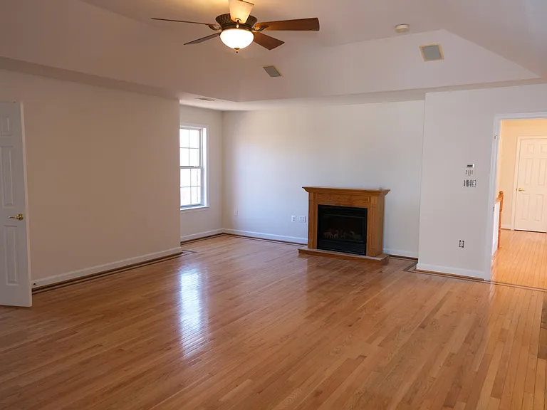 13522 Persian Ct — Photo 17