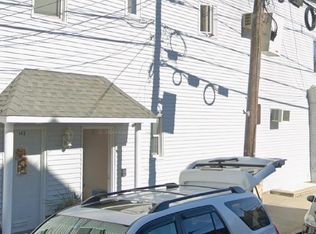 143 W 10th St FLOOR 2, Bayonne, NJ 07002