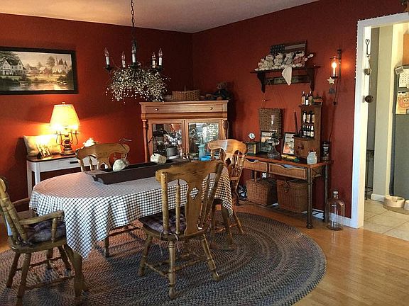 Dining rm