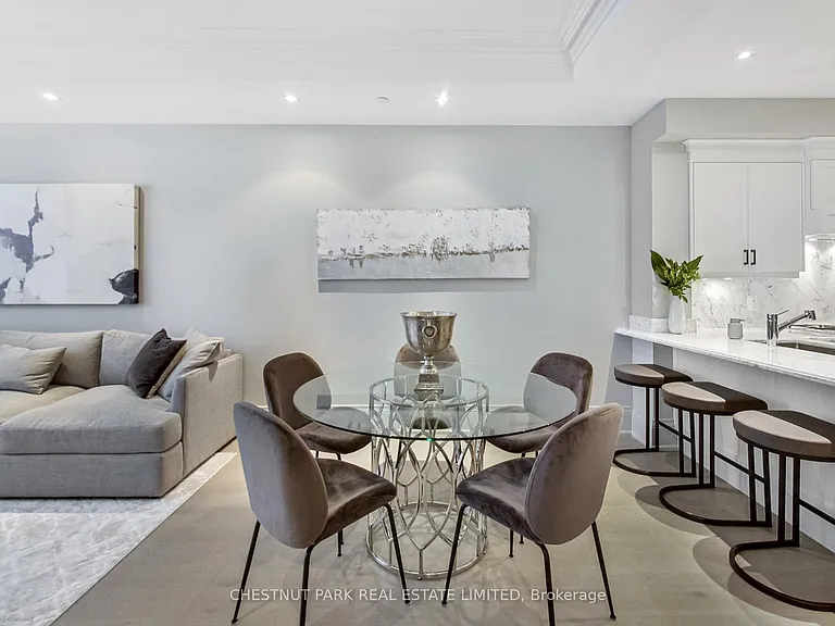 181 Davenport Rd #205 — Photo 6