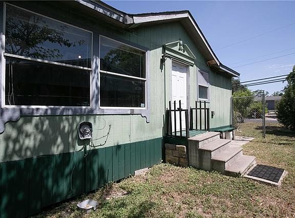 2nd image of 507 W Grady Dr