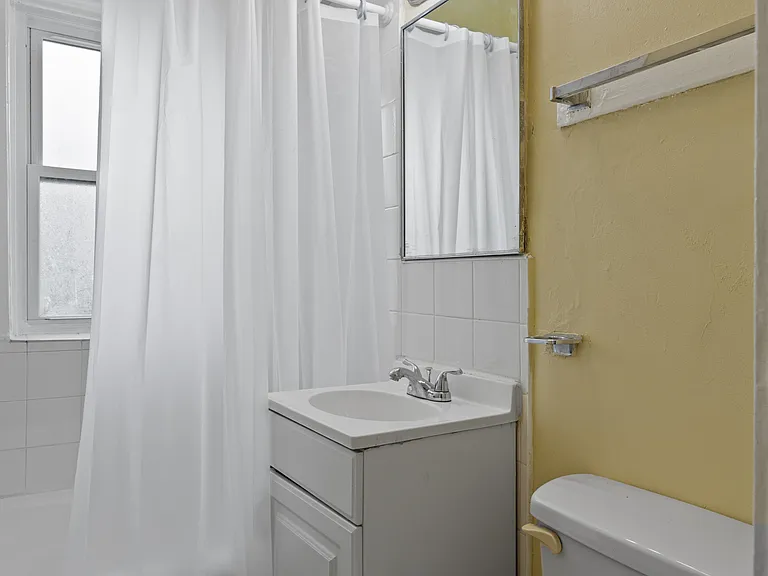 6728 N Bosworth Ave #1N — Photo 21