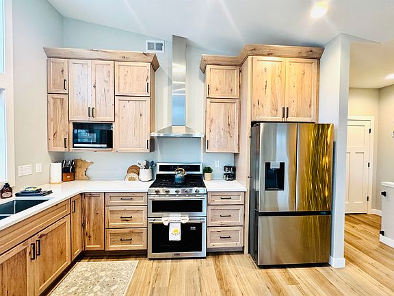 4th image of 8620 Maynard Pl