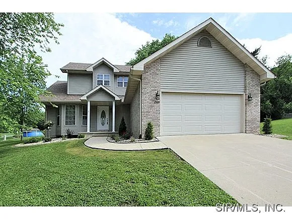 2160 Hill Crest Dr photo 1