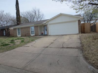 (Undisclosed Address), Grand Prairie, TX, 75052