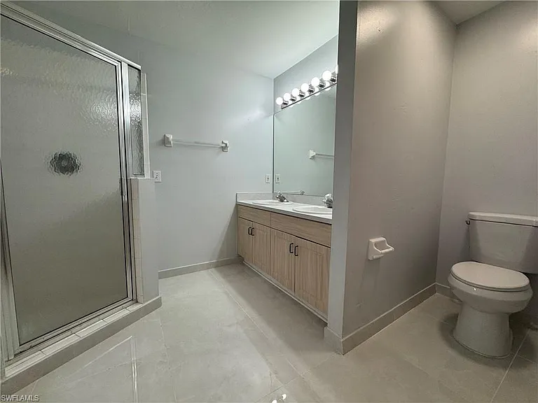 4649 Santiago Ln — Photo 17