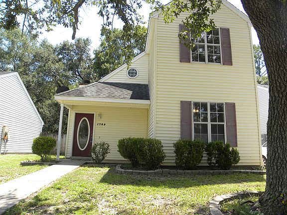 4th image of 1709 James Buchanan Dr