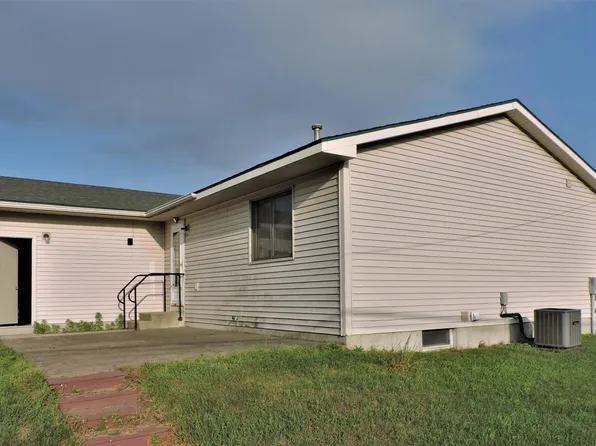 18163 Meadow Ln, Big Rapids, MI 49307