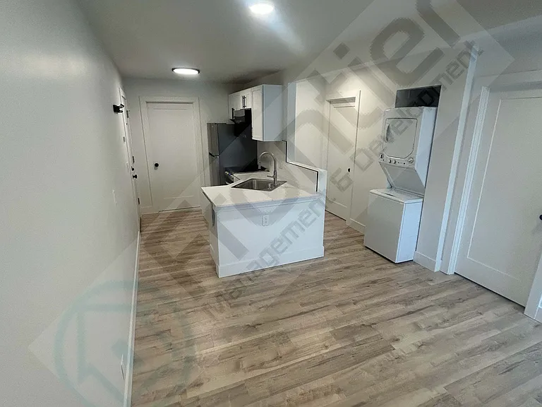 2315 Whirlpool St #1 — Photo 2