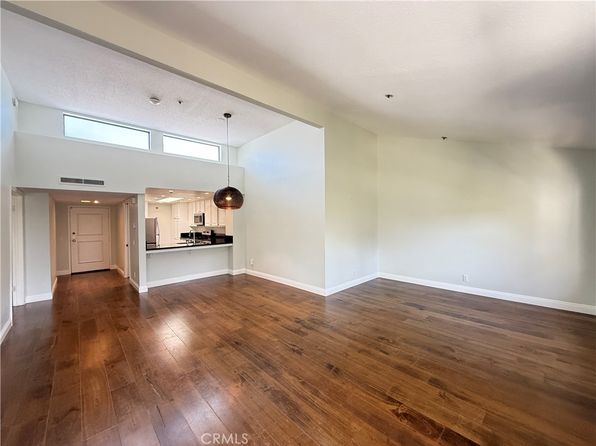 260 Cagney Ln APT 317