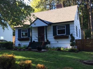 4128 SW Marigold St, Portland, OR 97219