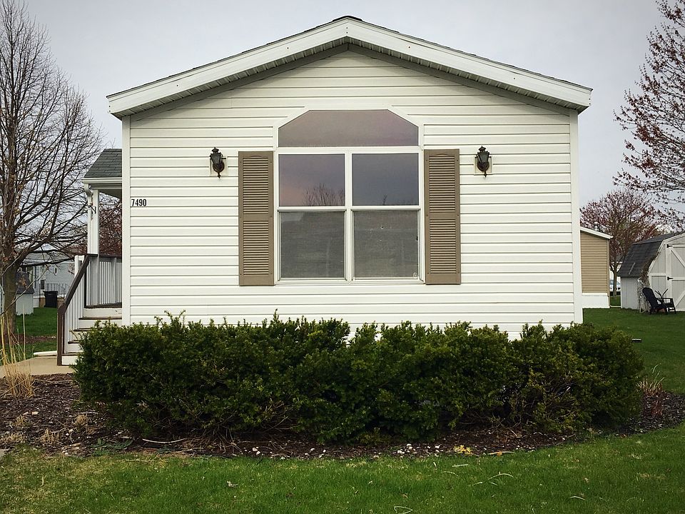1st image of 7490 Pinto Dr SE