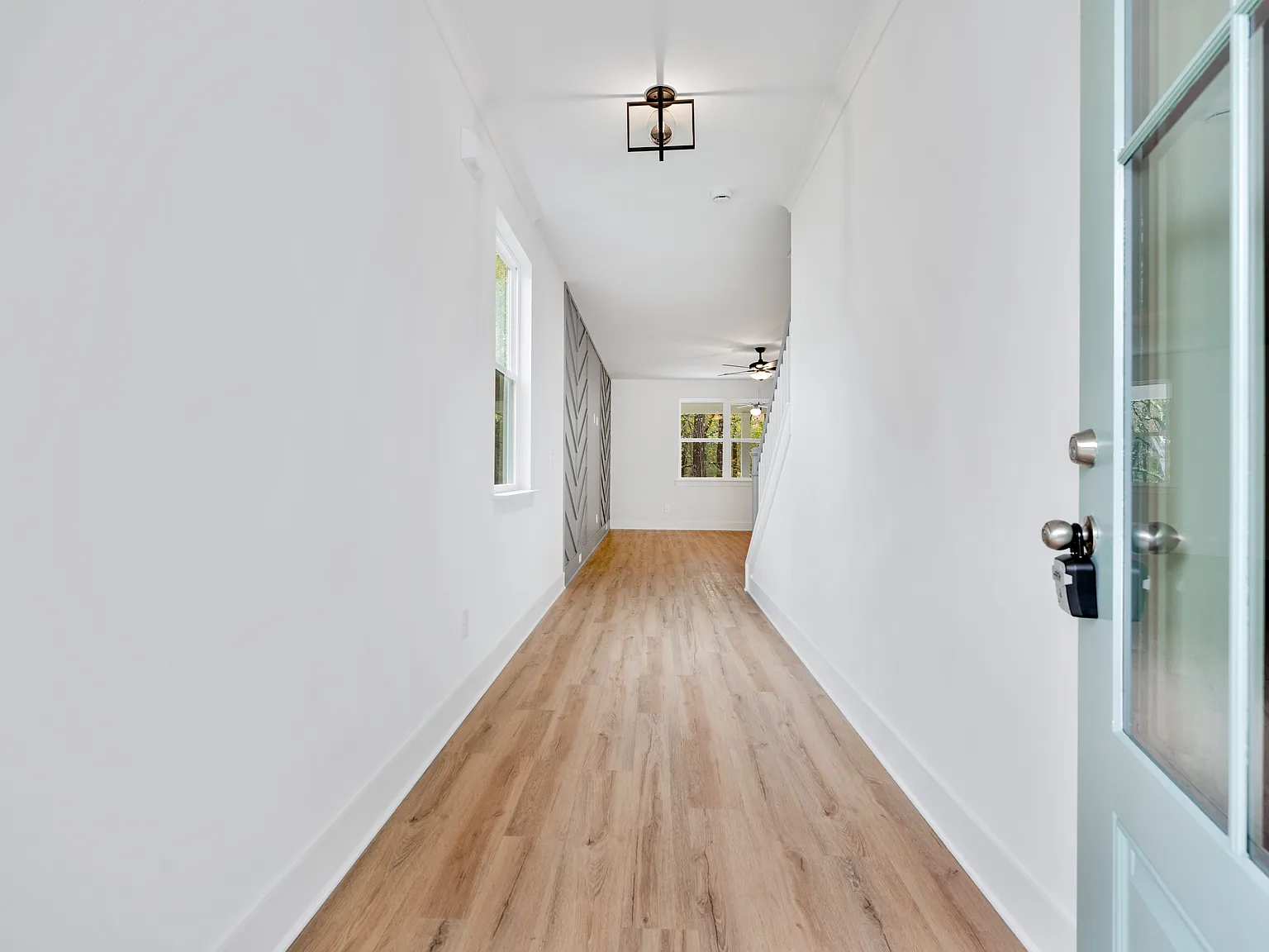 4 bed, 2.5 bath, 1889 sqft, $2,445 — Photo 4